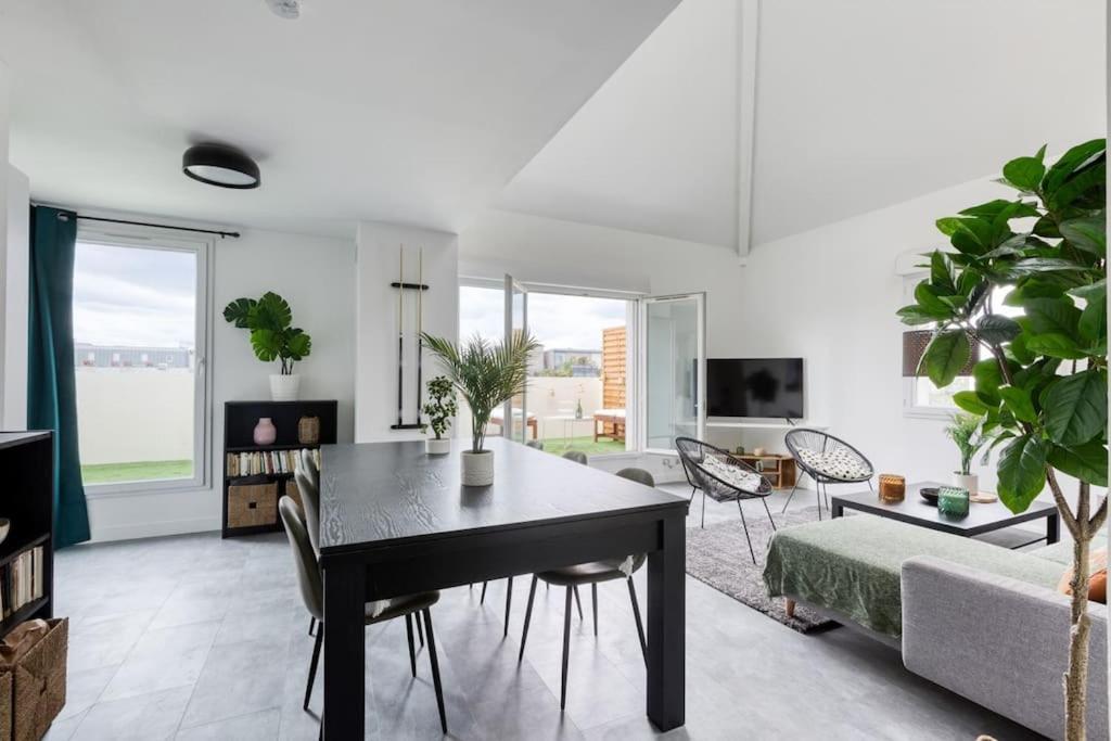 Premium Flat 6 People With Billard And Terrace Stade De France Saint-Denis  Bagian luar foto