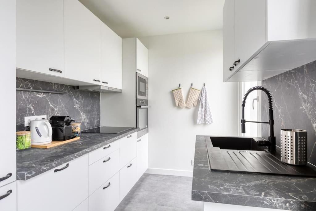 Premium Flat 6 People With Billard And Terrace Stade De France Saint-Denis  Bagian luar foto