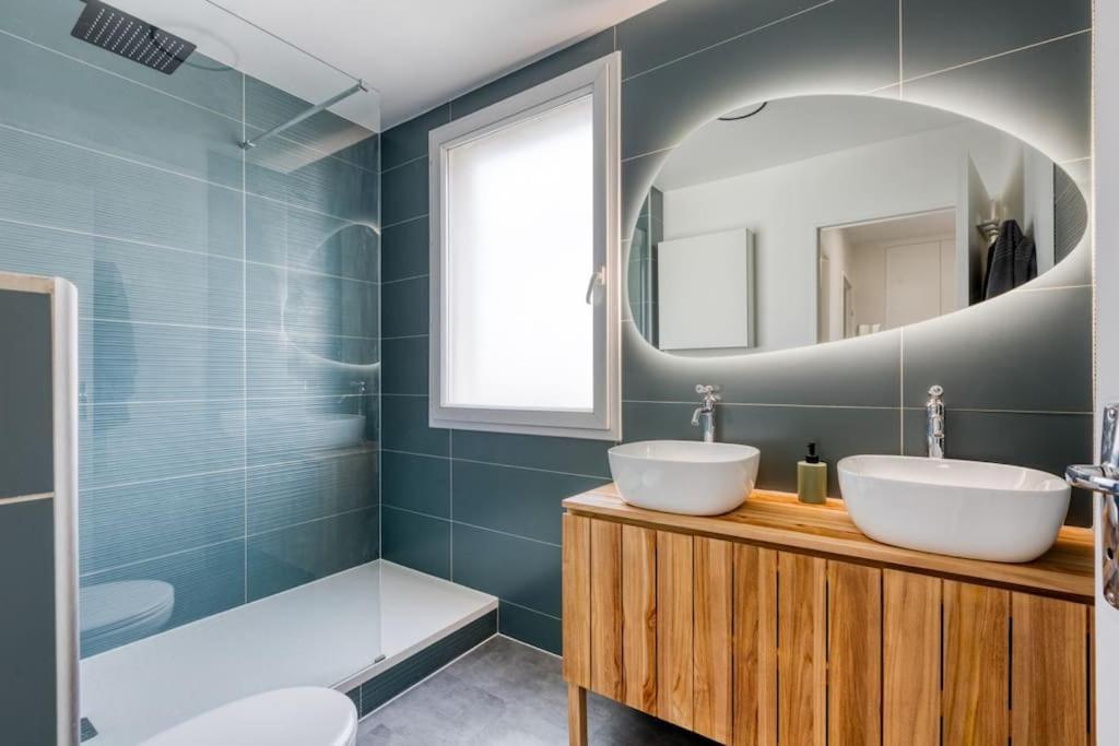 Premium Flat 6 People With Billard And Terrace Stade De France Saint-Denis  Bagian luar foto